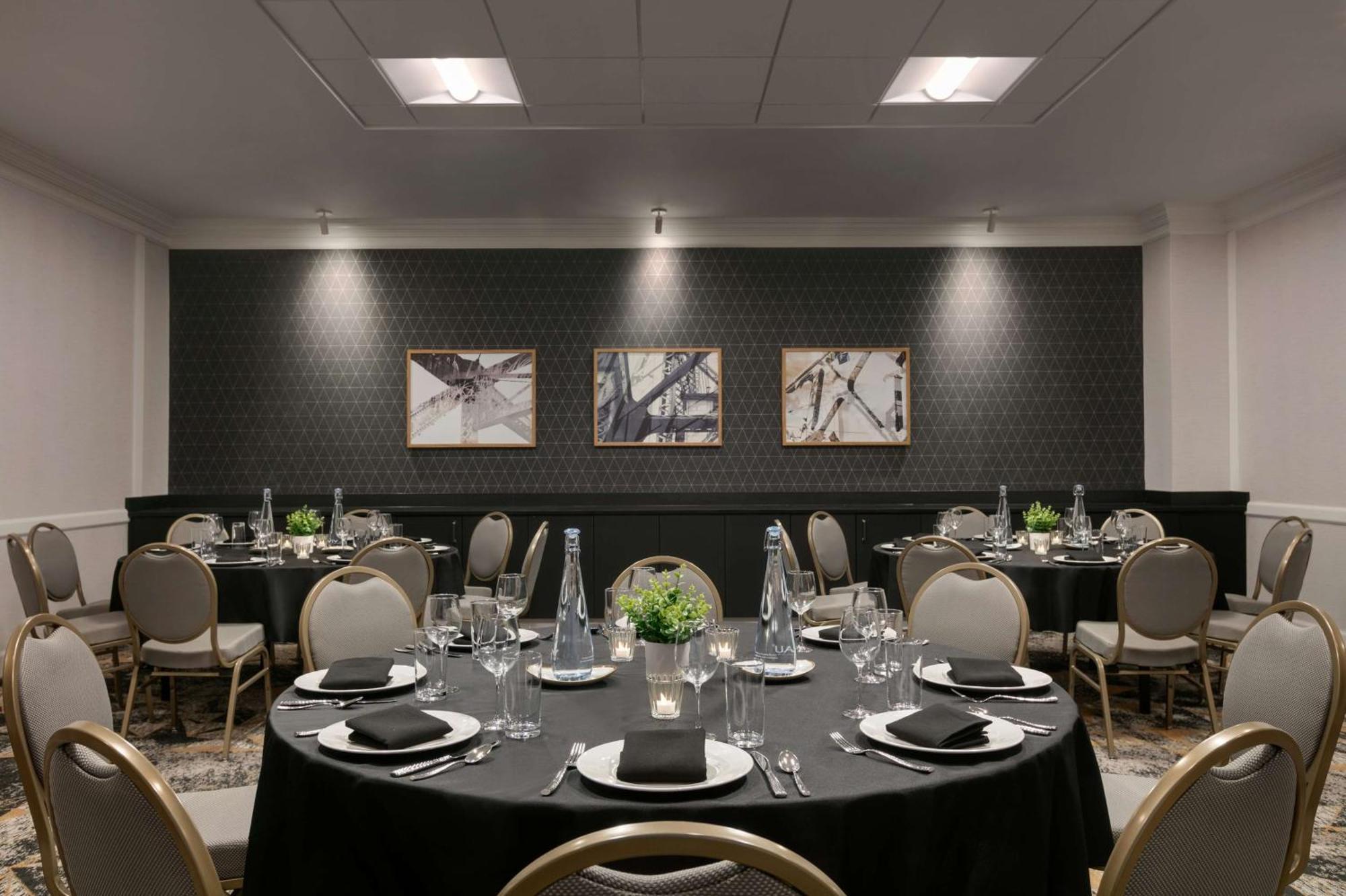Doubletree By Hilton Canton Downtown Εξωτερικό φωτογραφία