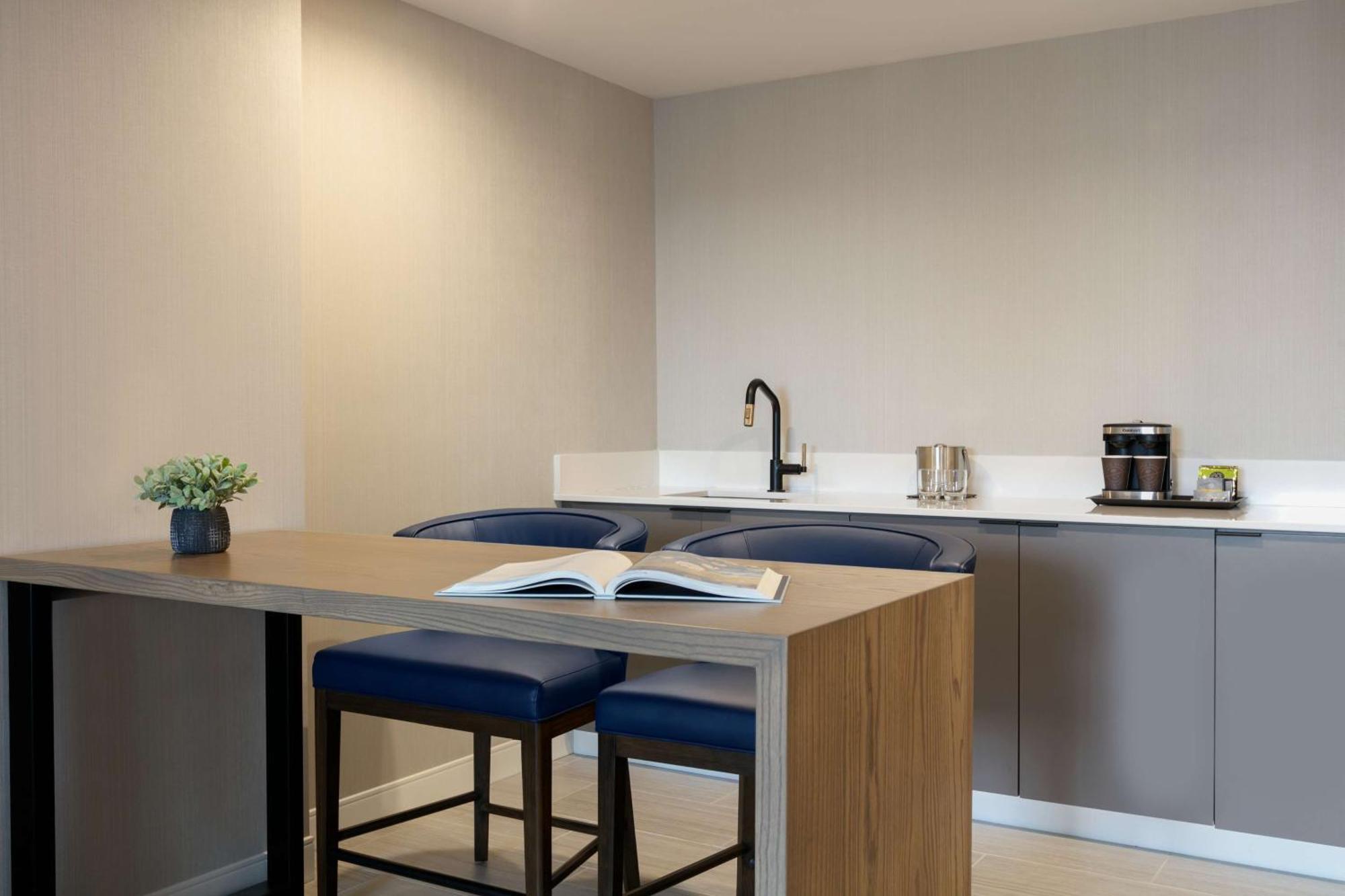 Doubletree By Hilton Canton Downtown Εξωτερικό φωτογραφία