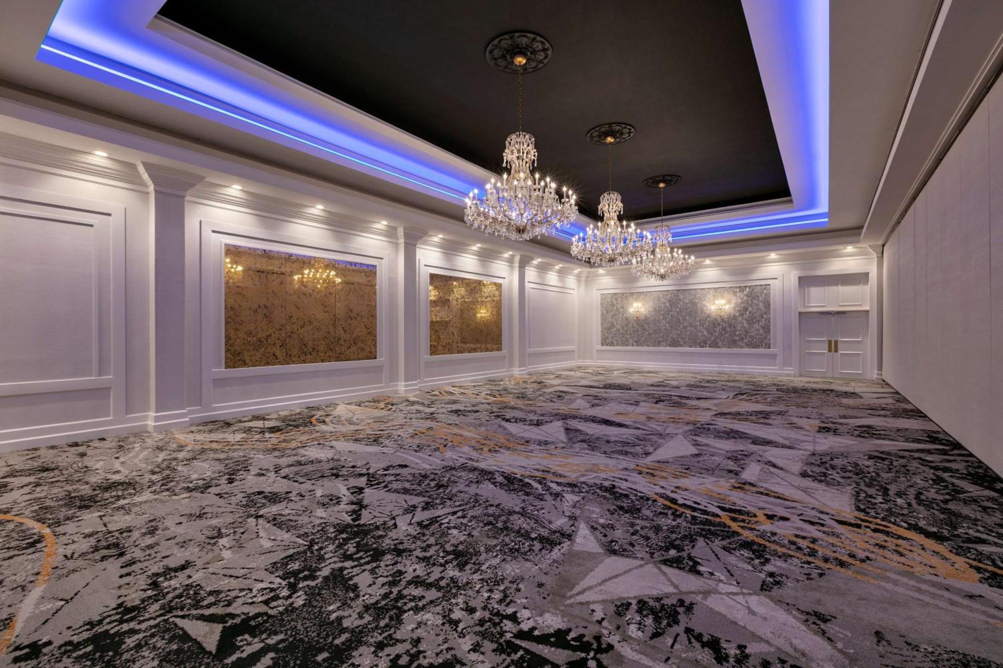 Doubletree By Hilton Canton Downtown Εξωτερικό φωτογραφία