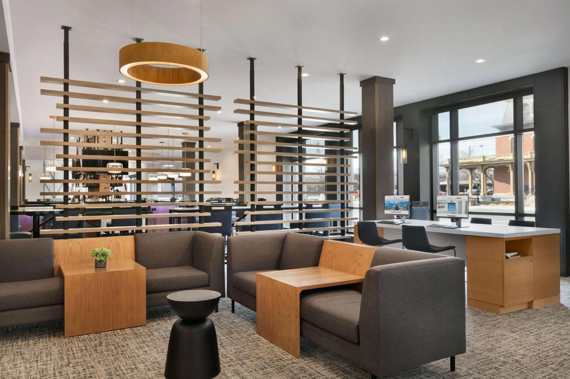 Doubletree By Hilton Canton Downtown Εξωτερικό φωτογραφία