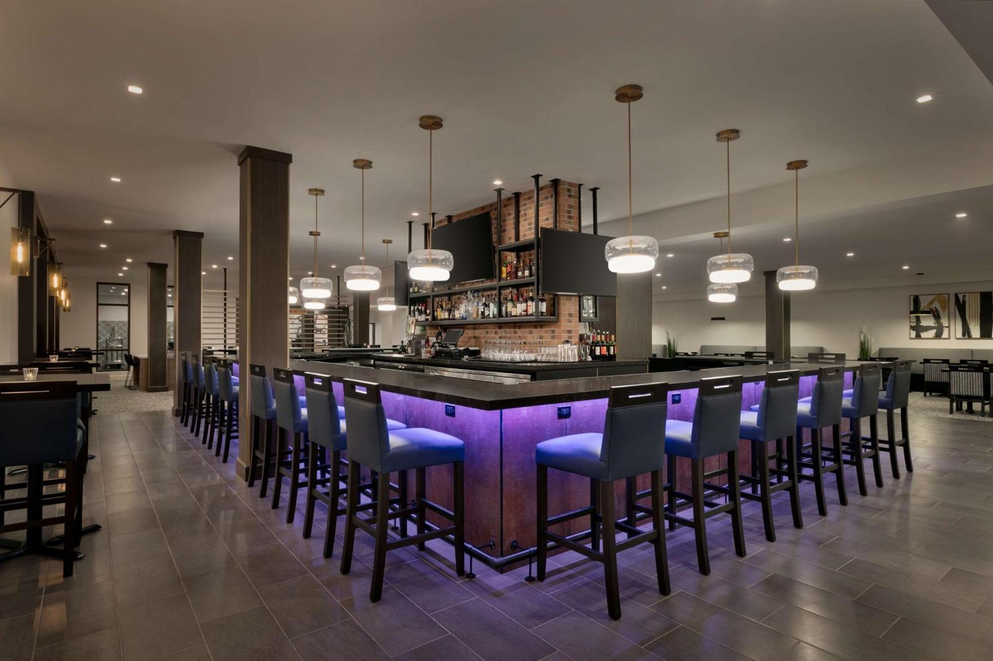 Doubletree By Hilton Canton Downtown Εξωτερικό φωτογραφία